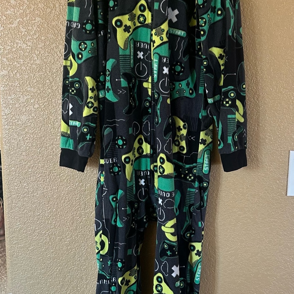 The Children's Place Green and Black Gamer Onesie